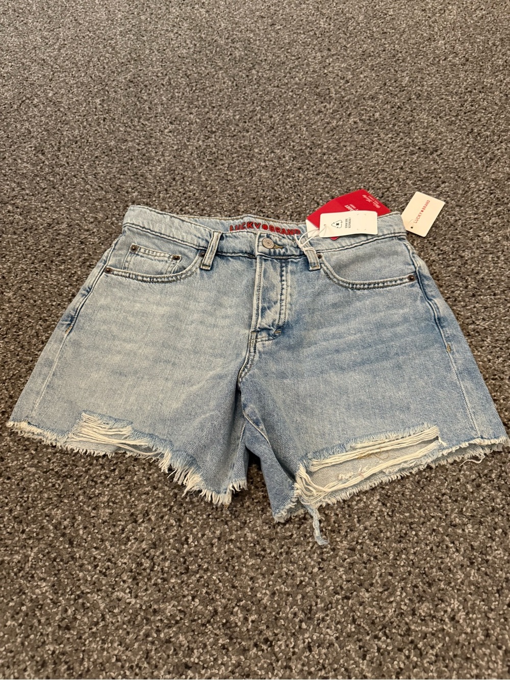 Womens new lucky brand shorts size 2/26